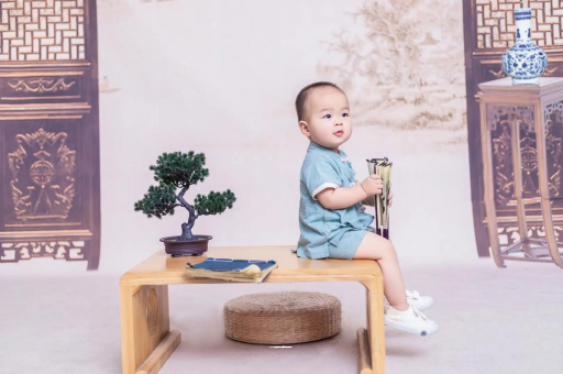 那曲宝宝吃迷糊奶如何纠正